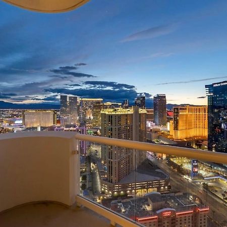 Balcony Full Strip View Suite Mgm Signature Free Valet Las Vegas Bagian luar foto