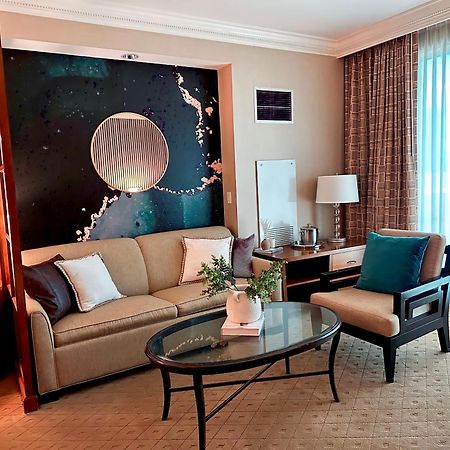 Balcony Full Strip View Suite Mgm Signature Free Valet Las Vegas Bagian luar foto