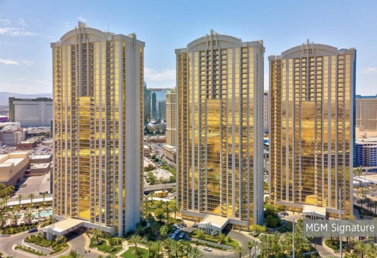 Balcony Full Strip View Suite Mgm Signature Free Valet Las Vegas Bagian luar foto