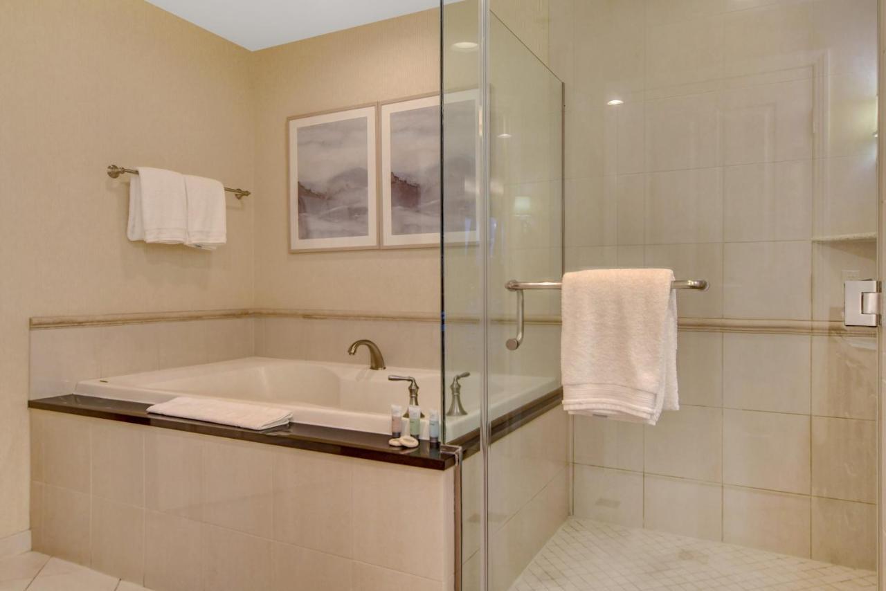 Balcony Full Strip View Suite Mgm Signature Free Valet Las Vegas Bagian luar foto