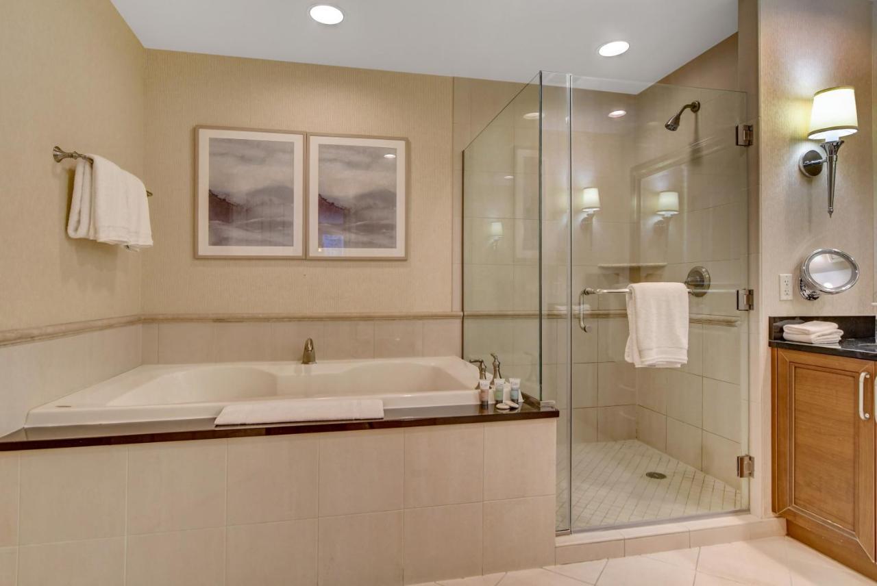 Balcony Full Strip View Suite Mgm Signature Free Valet Las Vegas Bagian luar foto