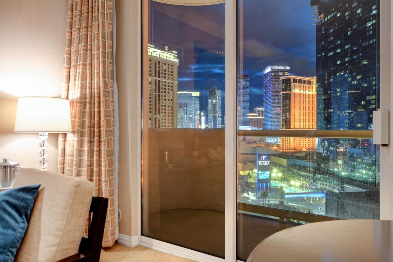 Balcony Full Strip View Suite Mgm Signature Free Valet Las Vegas Bagian luar foto